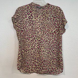 NWOT Marled Top V-Neck Pink Leopard Print Sz Small